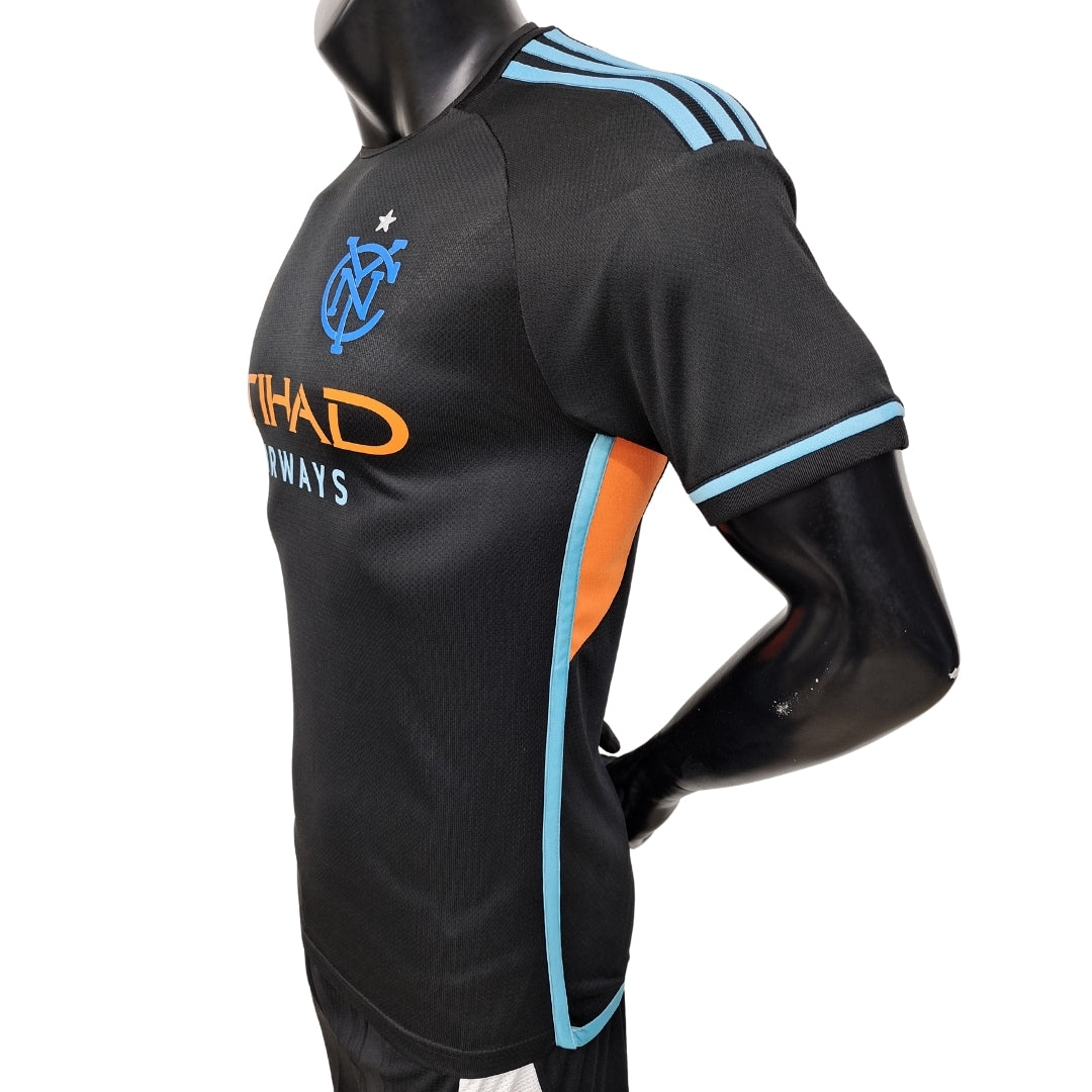 2a New York City 24/25